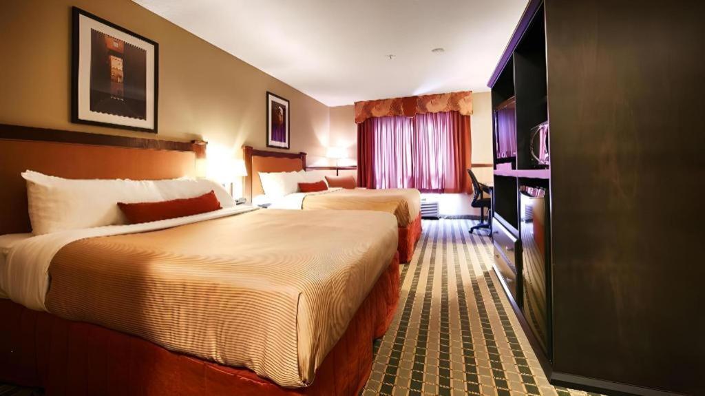 Best Western Diamond Inn Three Hills Extérieur photo