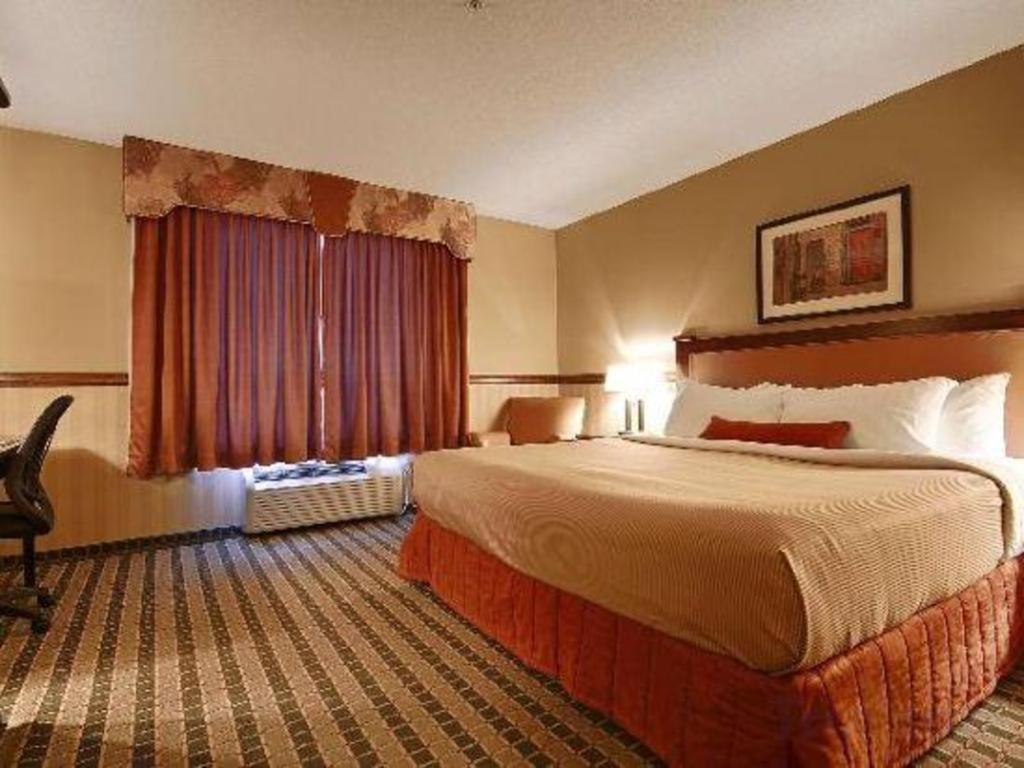 Best Western Diamond Inn Three Hills Extérieur photo