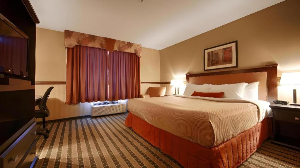Best Western Diamond Inn Three Hills Extérieur photo