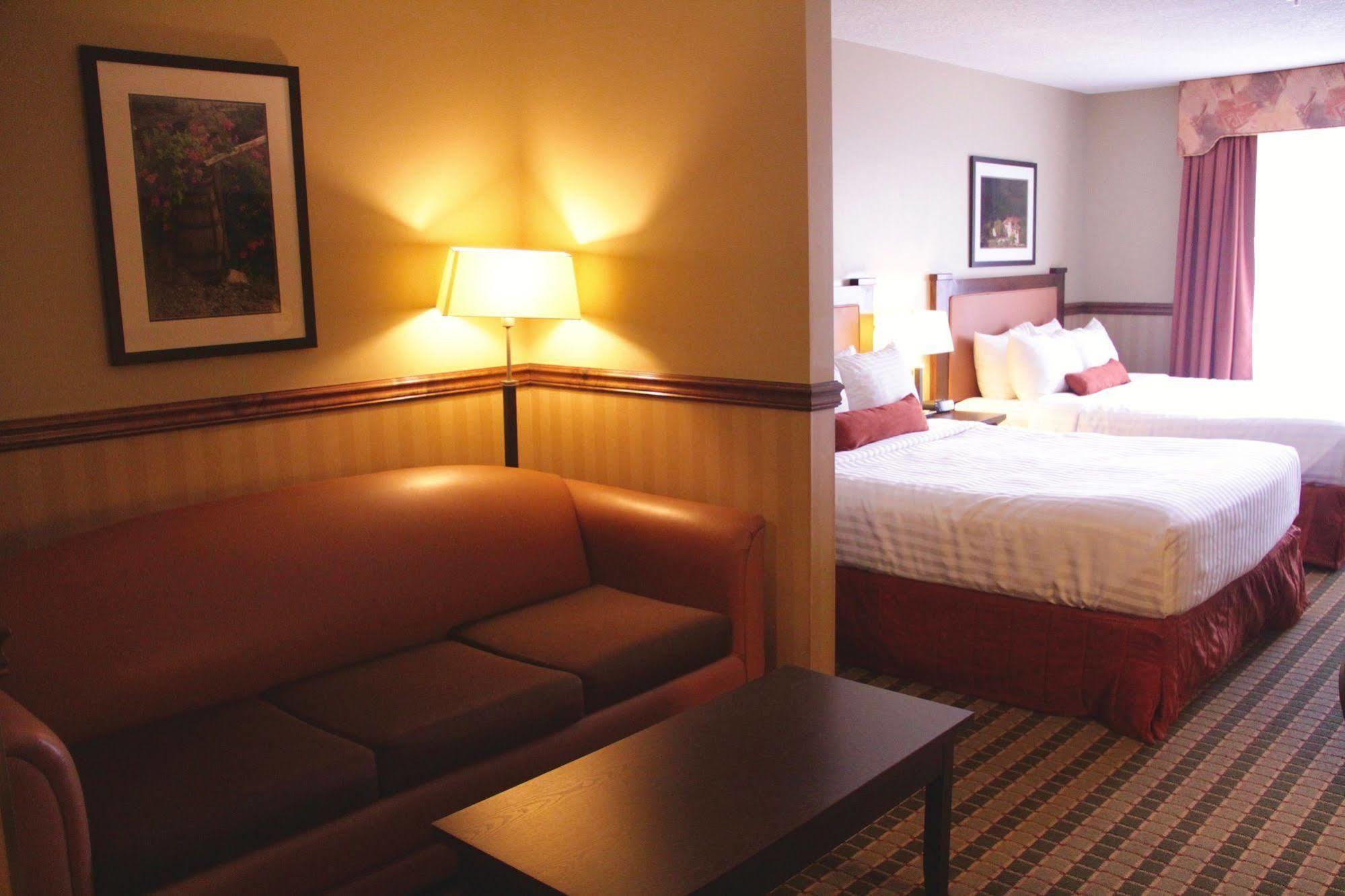 Best Western Diamond Inn Three Hills Extérieur photo